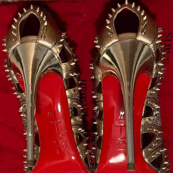Christian Louboutin Circus City 100 Version Gold size 37 Spikes Peep Toe. - Picture 5 of 11